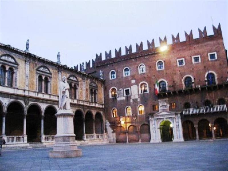 Hotel Mastino Verona Exterior photo